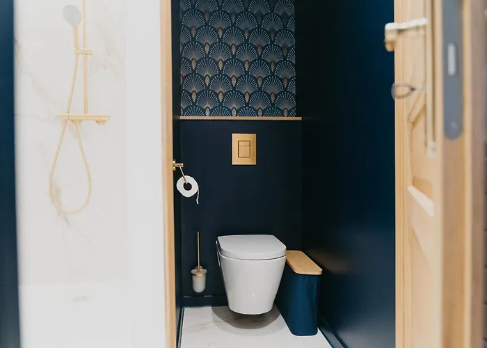 Paus A アパート メス